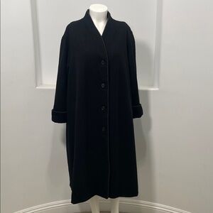 MDP Designs Vintage 1980’s  Women’s Black Mid Length Wool Button-up Trench Coat